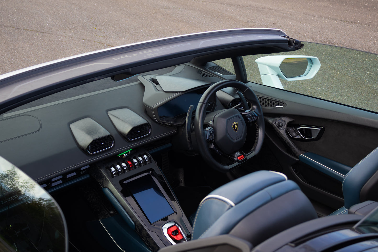 Lamborghini Huracan EVO Spyder Driving Experience Blast + High Speed Passenger Ride