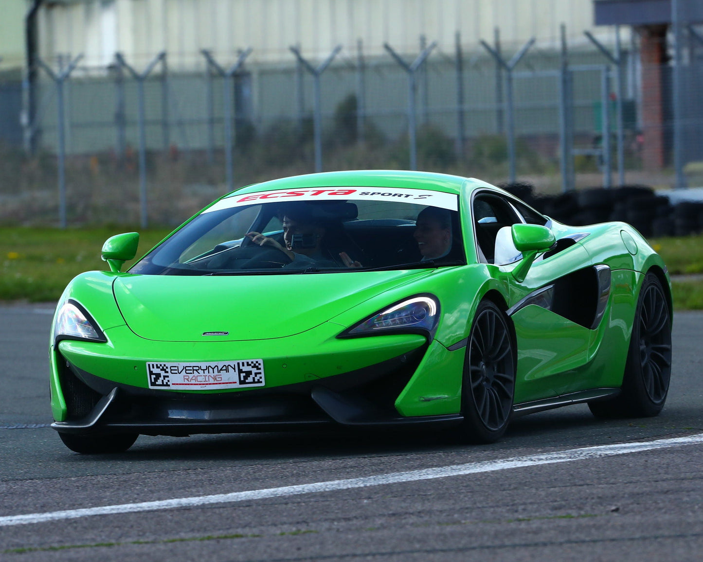 Mclaren 570s Green Track Photo