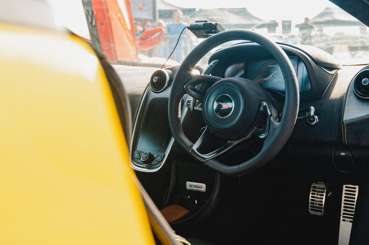 McLaren Road versus Race Driving Experience Blast (Weekday)