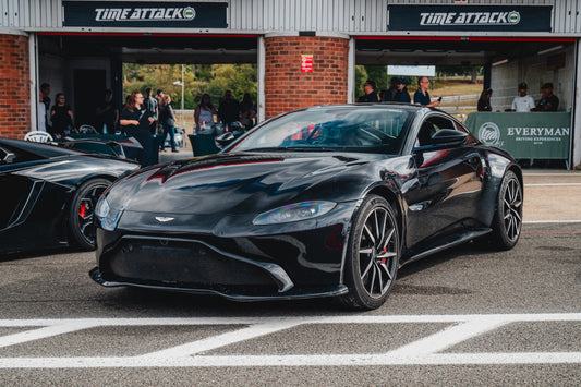 Aston Martin V8 Vantage Gen 2
