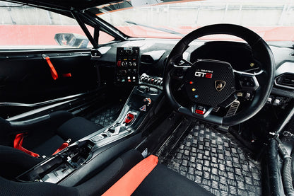 Lamborghini Road Vs Race Driving Experience 