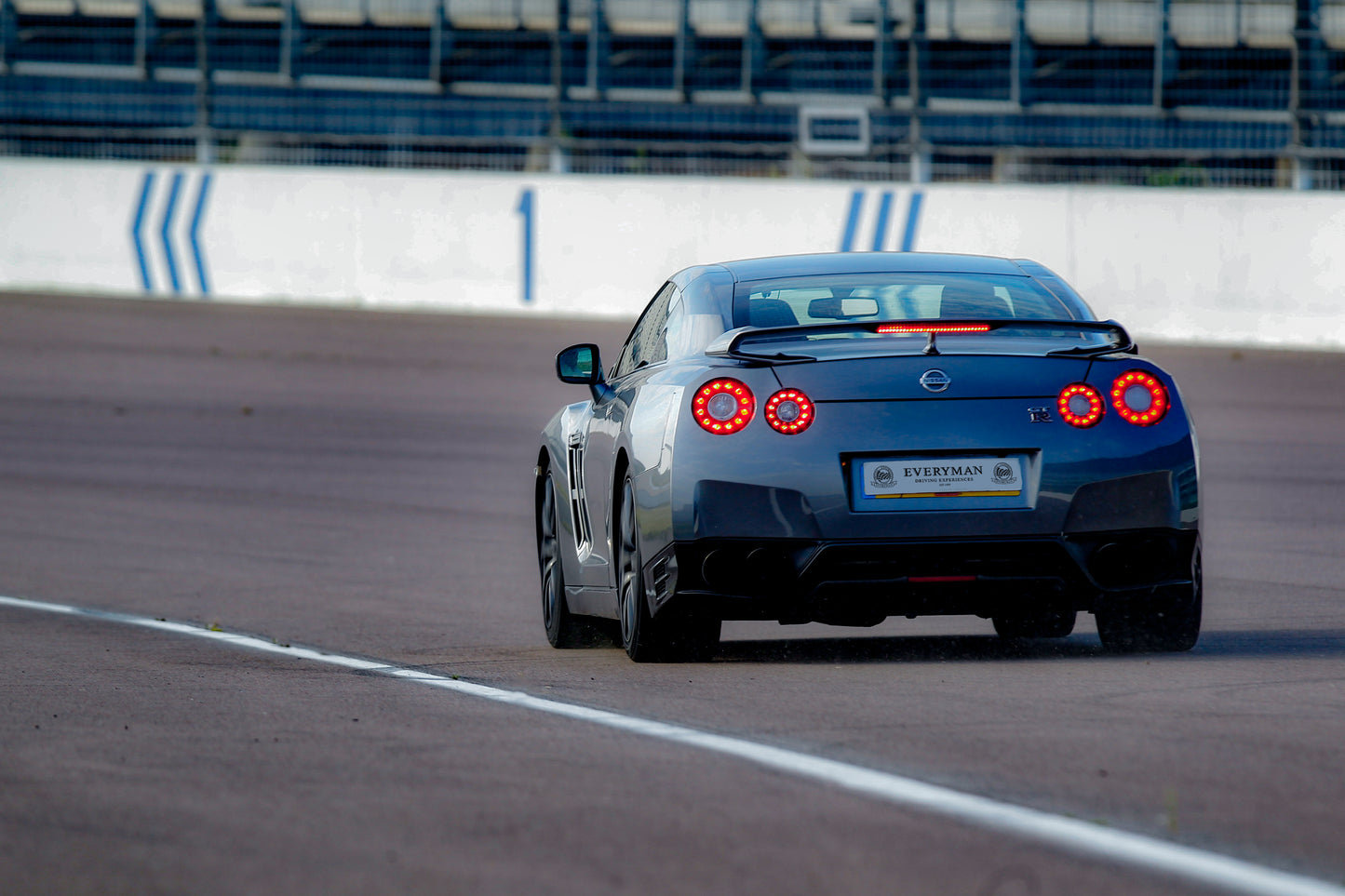 Nissan GTR Driving Experience at Everyman Driving Experiences