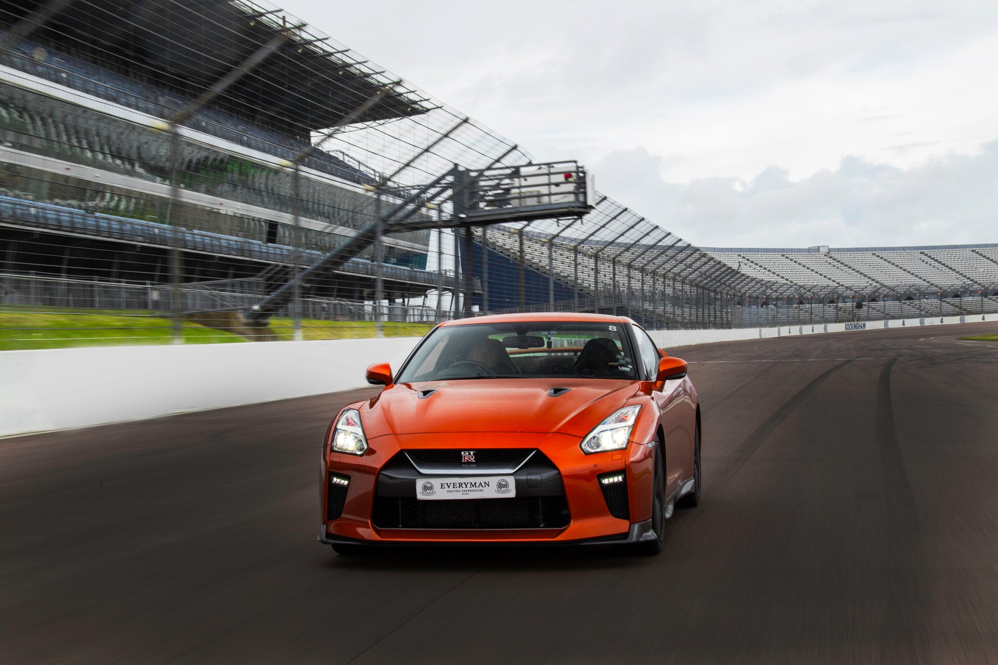 Nissan GTR Gen 3 Driving Experience at Everyman Driving Experiences